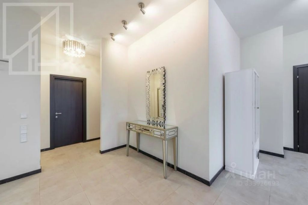 m. Smolenskaya: Apartment, 4-rooms