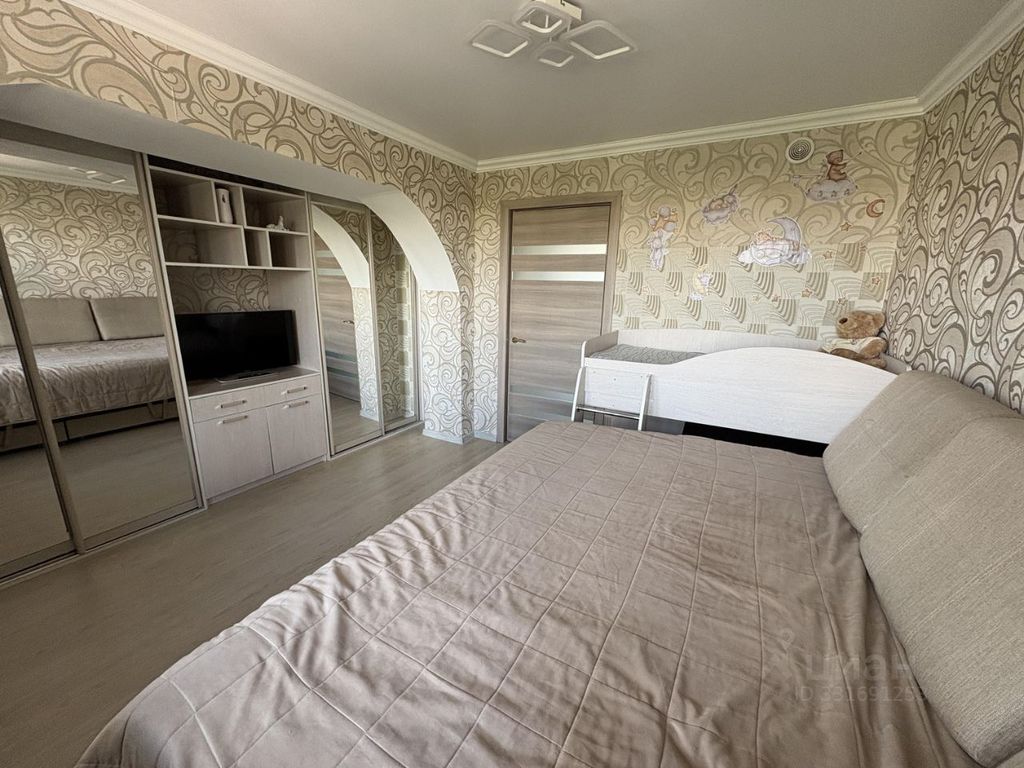 m. Saltykovskaya: Apartment, 2-rooms