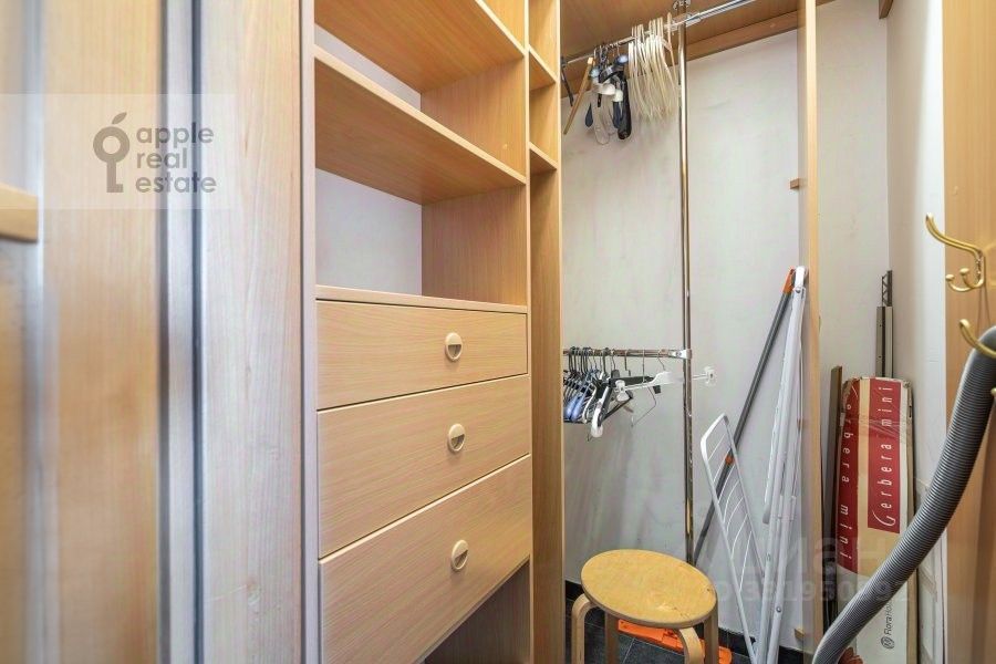 m. Krestyanskaya zastava: Apartment, 2-rooms