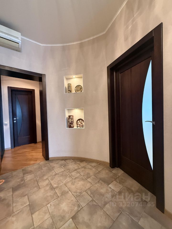 m. Zorge: Apartment, 3-rooms