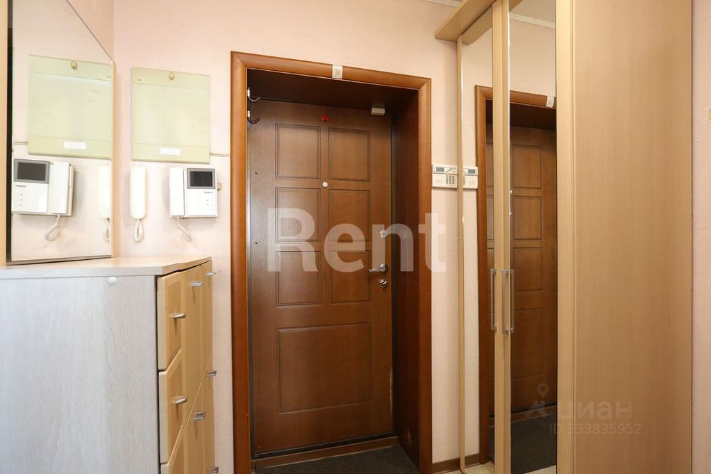 m. Tretyakovskaya: Apartment, 1-rooms