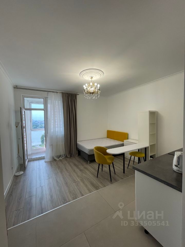 m. Strogino: Apartment, studio