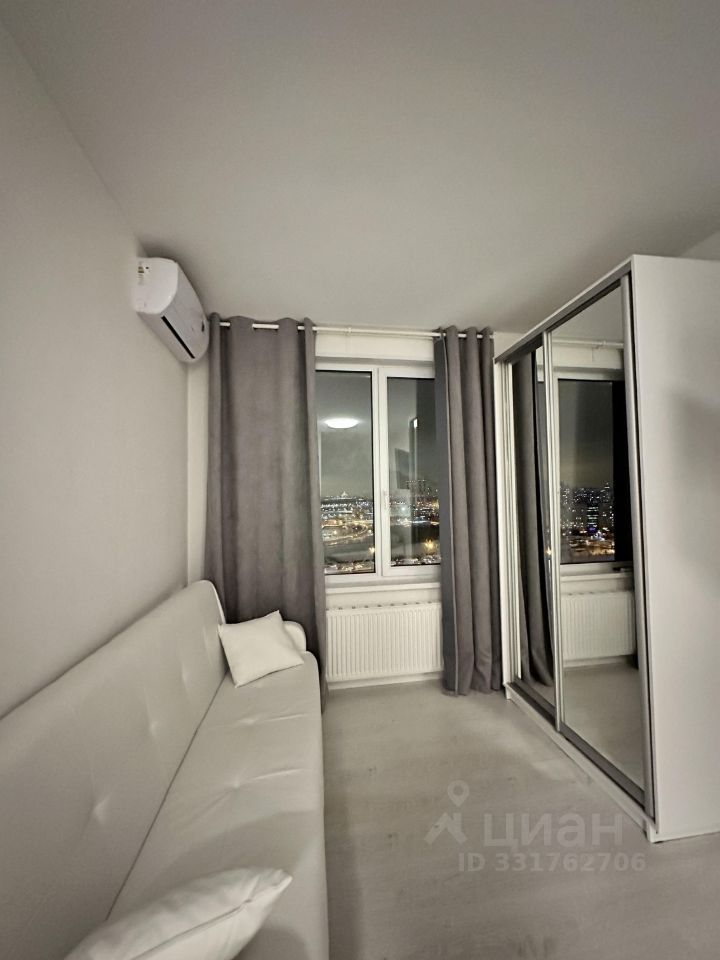 m. Strogino: Apartment, 1-rooms