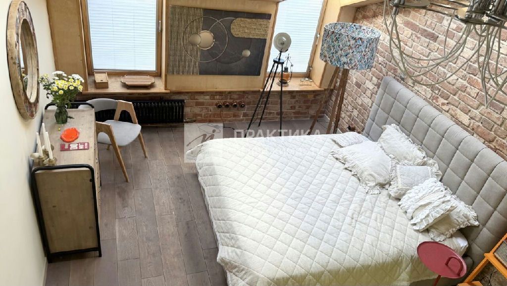 m. Verkhnie Kotly: Apartment, 3-rooms