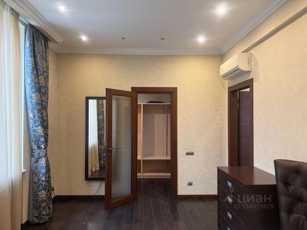m. Kievskaya: Apartment, 2-rooms