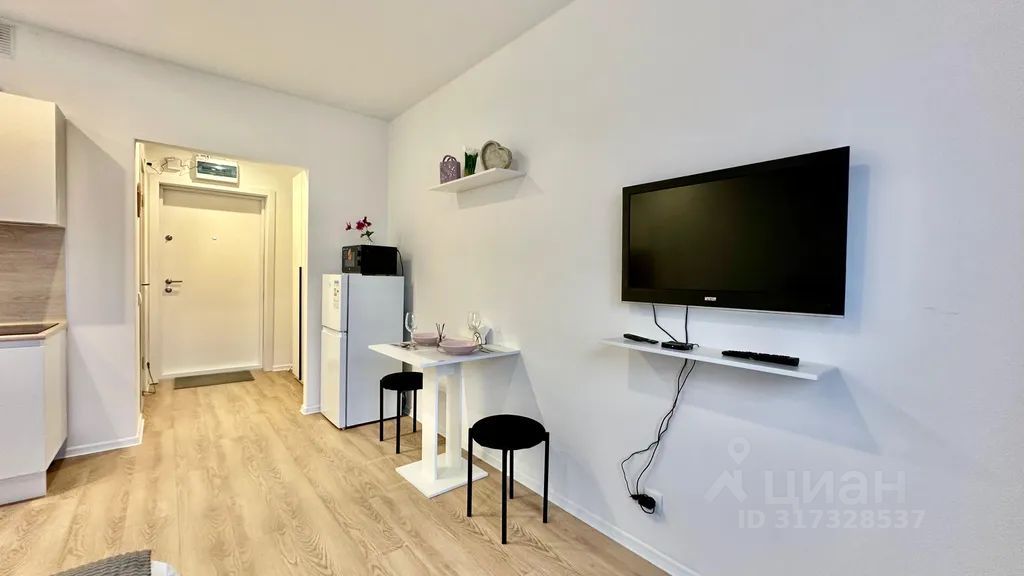 m. Vnukovo: Apartment, studio