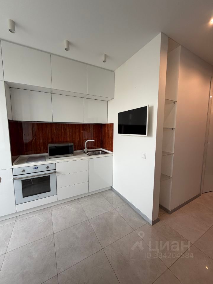 m. Narodnoe Opolchenie: Apartment, 2-rooms