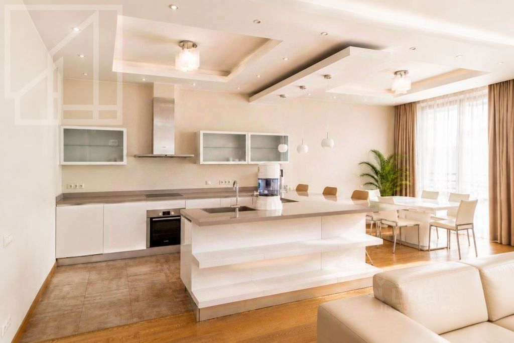 m. Chkalovskaya: Apartment, 3-rooms