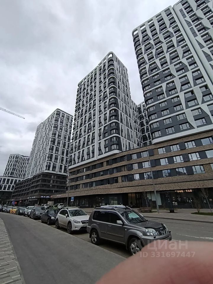 m. Serp i Molot: Apartment, 2-rooms