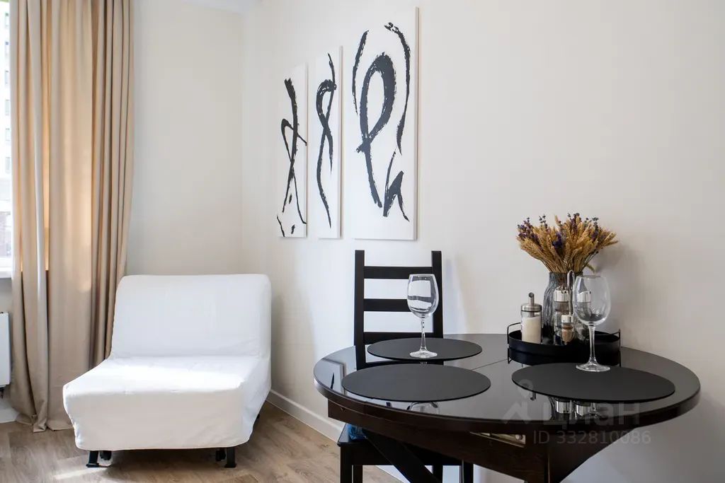 m. Krasnogorskaya: Apartment, studio