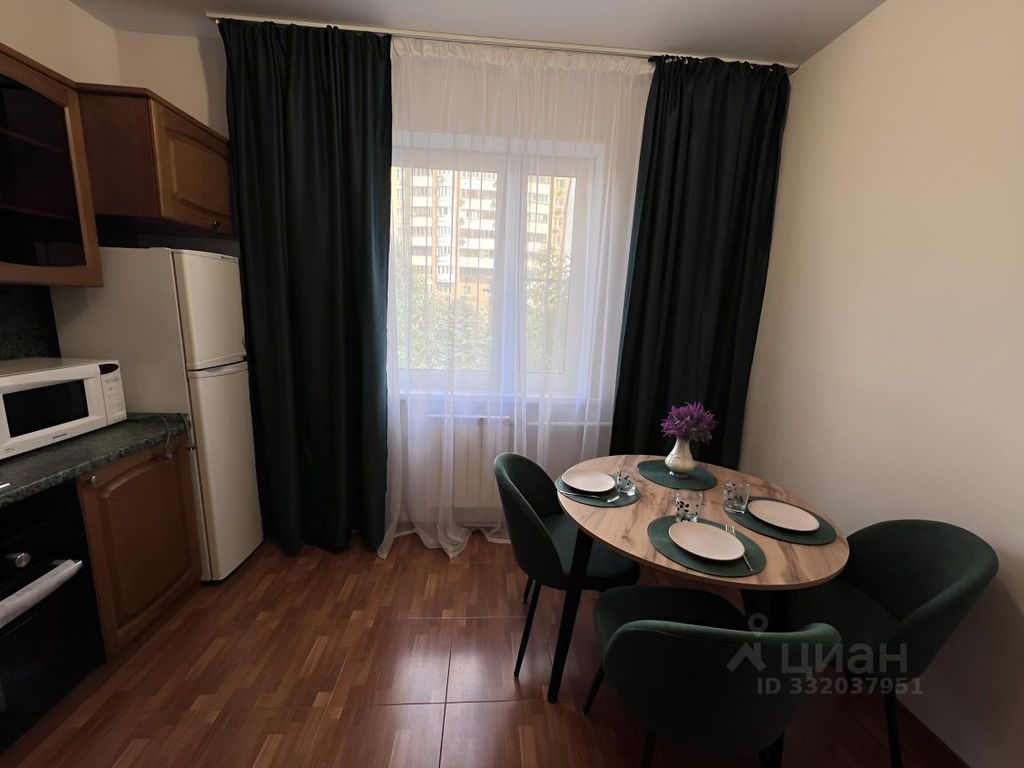 m. Slavyansky bulvar: Apartment, 1-rooms