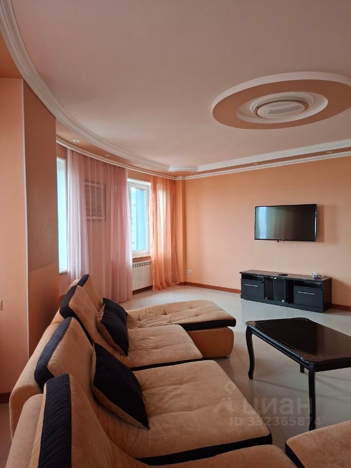 m. Bakovka: Apartment, 3-rooms