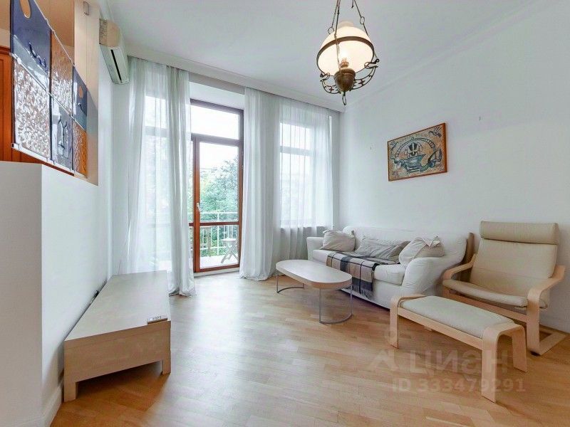 m. Mayakovskaya: Apartment, 3-rooms
