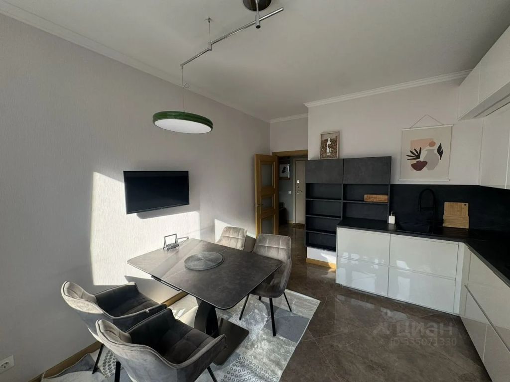 m. Botanichesky sad: Apartment, 2-rooms