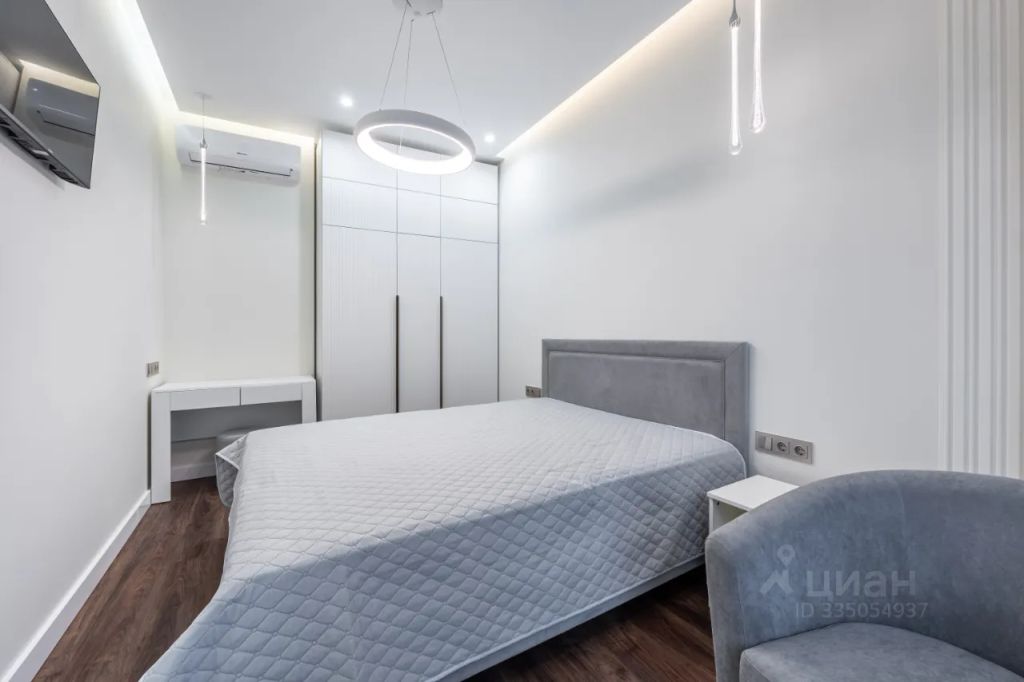 m. Michurinsky prospekt: Apartment, 2-rooms