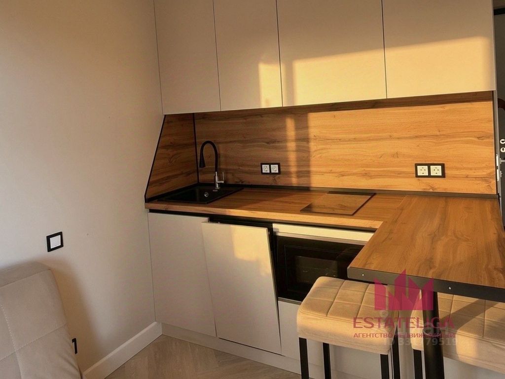 m. Shelepikha: Apartment, studio