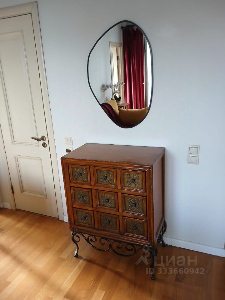 m. Chistye prudy: Apartment, 2-rooms