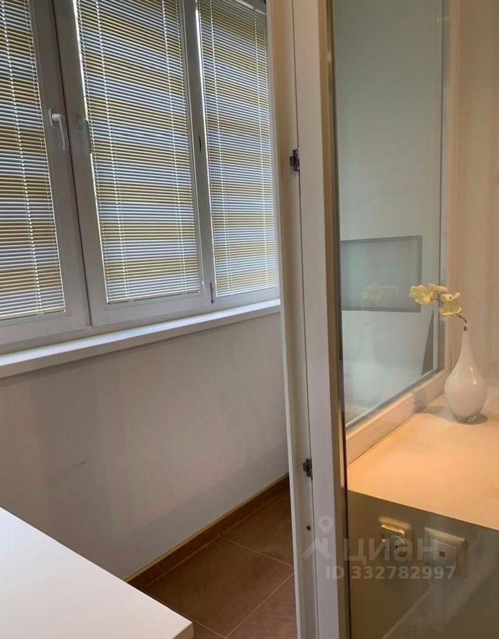 m. Smolenskaya: Apartment, 1-rooms