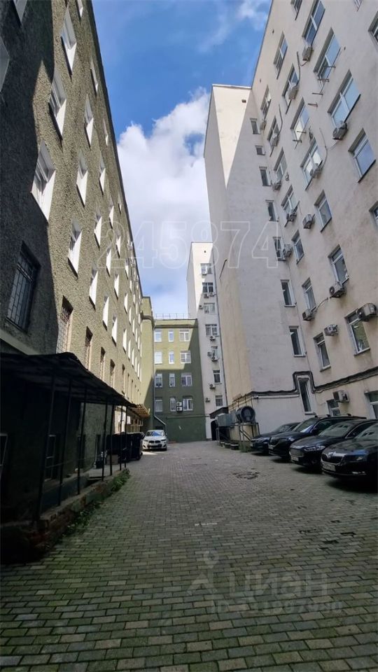 m. Mayakovskaya: Apartment, 1-rooms