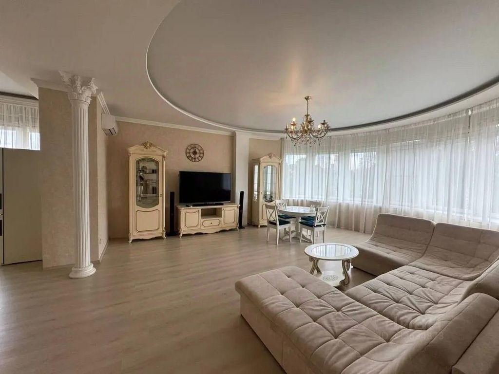 m. Vodniki: Apartment, 3-rooms