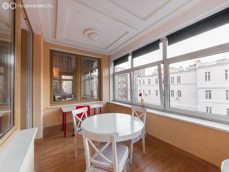 m. Arbatskaya: Apartment, 4-rooms