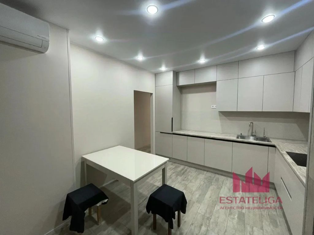 m. Domodedovskaya: Apartment, 2-rooms