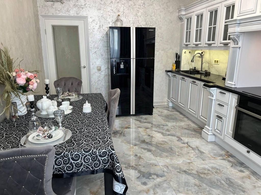m. Strogino: Apartment, 3-rooms