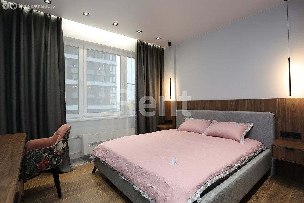m. ZIL: Apartment, 1-rooms