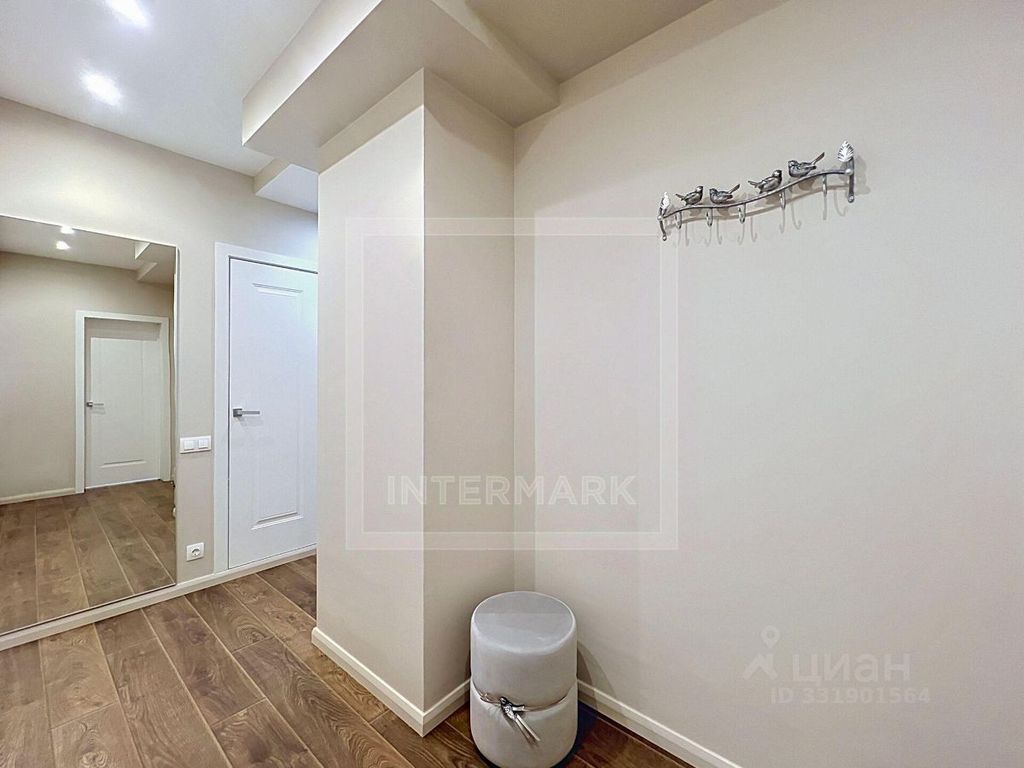 m. Barrikadnaya: Apartment, 2-rooms