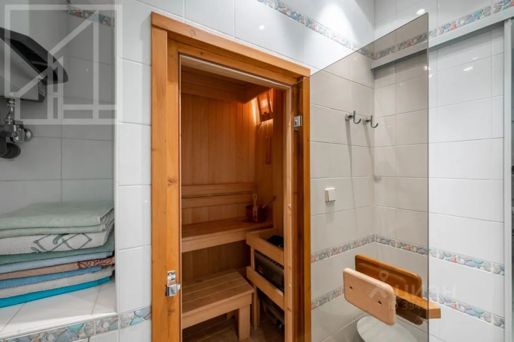 m. Trubnaya: Apartment, 3-rooms