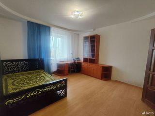 m. Lukhmanovskaya: Apartment, 2-rooms