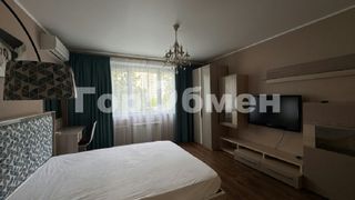 m. Serp i Molot: Apartment, 2-rooms