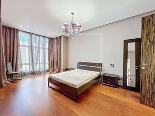 m. Smolenskaya: Apartment, 4-rooms