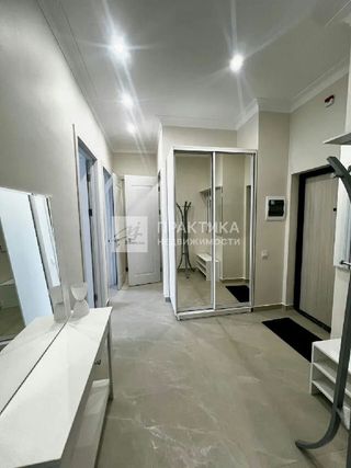 m. ZIL: Apartment, 2-rooms