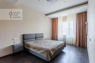 m. Smolenskaya: Apartment, 4-rooms