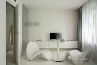 m. Ploschad trekh vokzalov: Apartment, 1-rooms
