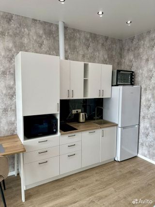 m. Vodny stadion: Apartment, studio
