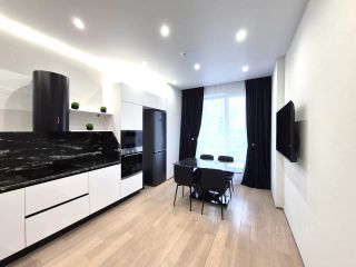 m. Serp i Molot: Apartment, 2-rooms