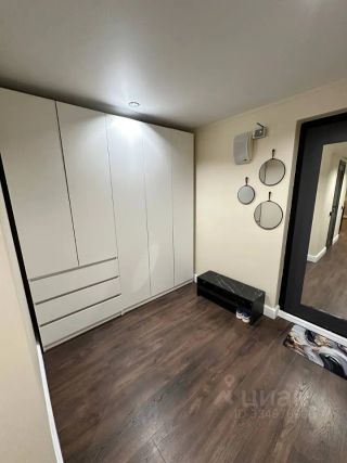 m. Sokol: Apartment, studio