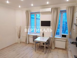 m. Mayakovskaya: Apartment, 2-rooms