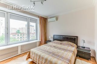 m. Krasnopresnenskaya: Apartment, 2-rooms