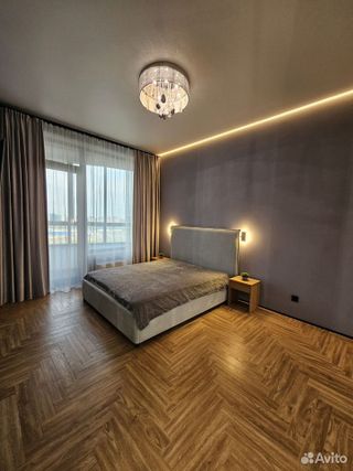 m. ZIL: Apartment, 2-rooms