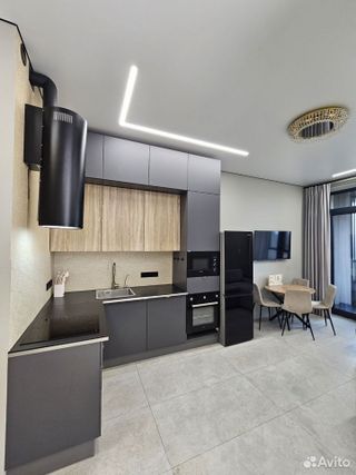 m. ZIL: Apartment, 2-rooms