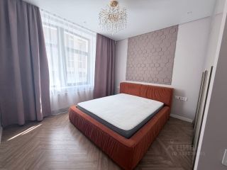 m. ZIL: Apartment, 2-rooms