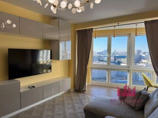 m. ZIL: Apartment, 2-rooms