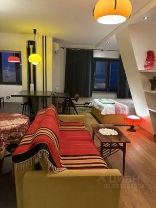 m. Novye Cheremushki: Apartment, studio