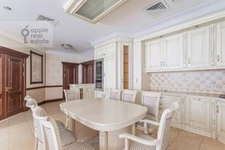 m. Belorusskaya: Apartment, 4-rooms