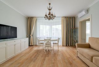 m. Smolenskaya: Apartment, 2-rooms