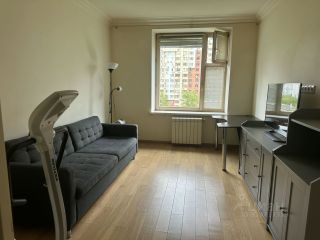 m. Narodnoe Opolchenie: Apartment, 1-rooms
