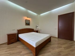 m. Yugo-Zapadnaya: Apartment, 2-rooms